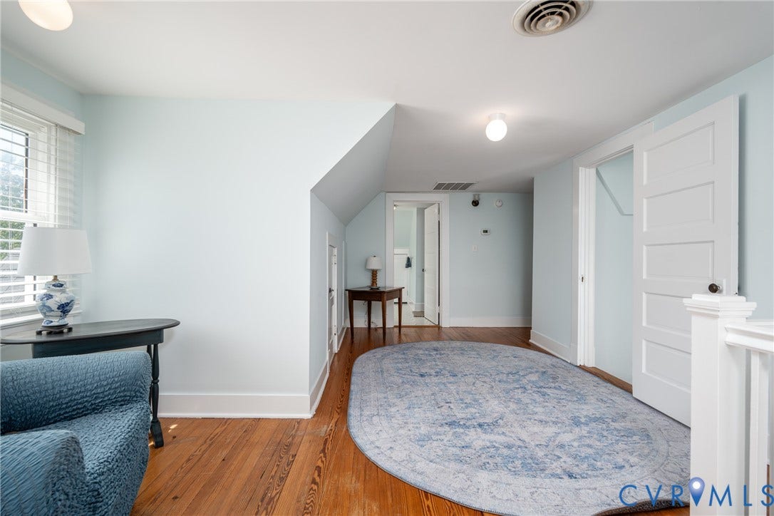 2164 Ocran Road, Ashley Cove, White Stone, VA 22578 Upstairs hallway