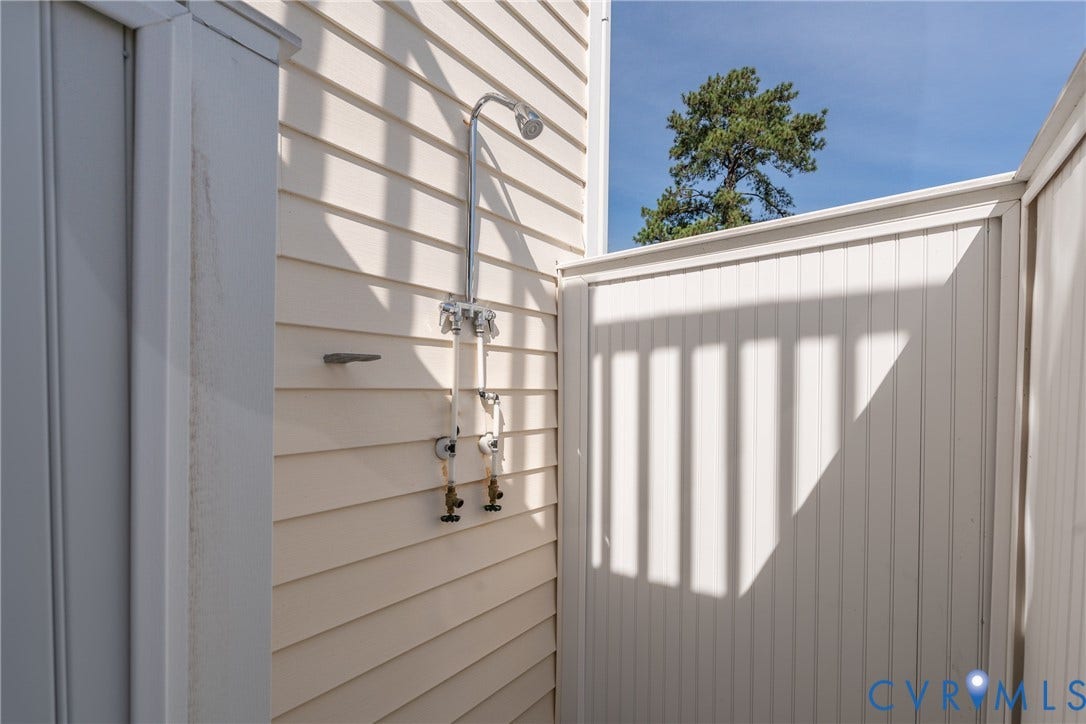2164 Ocran Road, Ashley Cove, White Stone, VA 22578 Outdoor shower