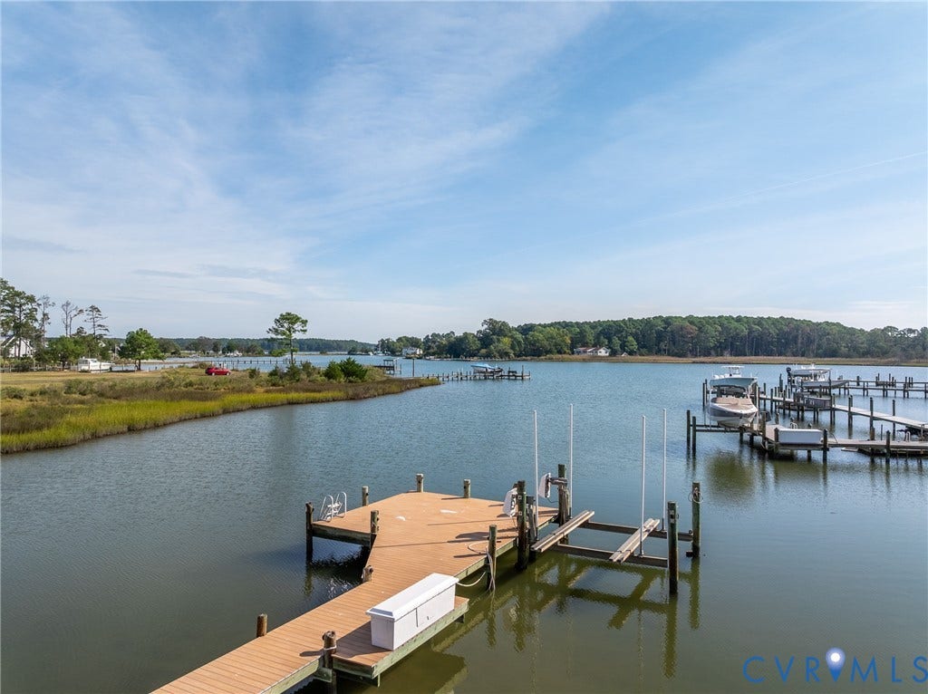 2164 Ocran Road, Ashley Cove, White Stone, VA 22578 Newly rebuilt pier with composite decking