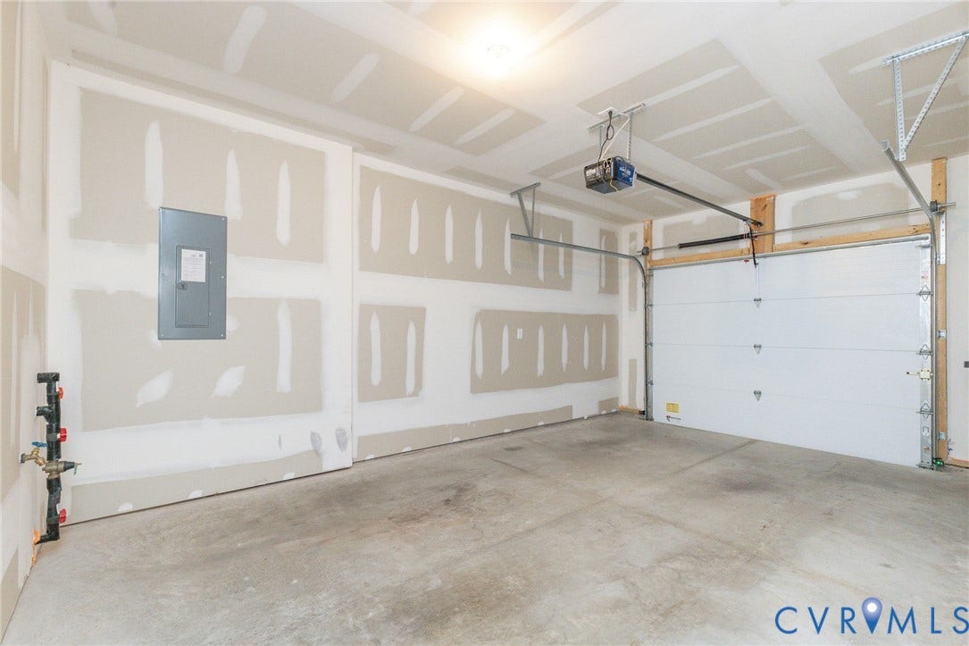 3625 Rainy Day Drive, Midlothian, Midlothian, VA 23112 Garage