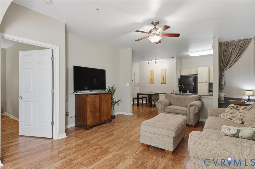 614 Bristol Village Drive, #B02, Charter Colony, Midlothian, VA 23114