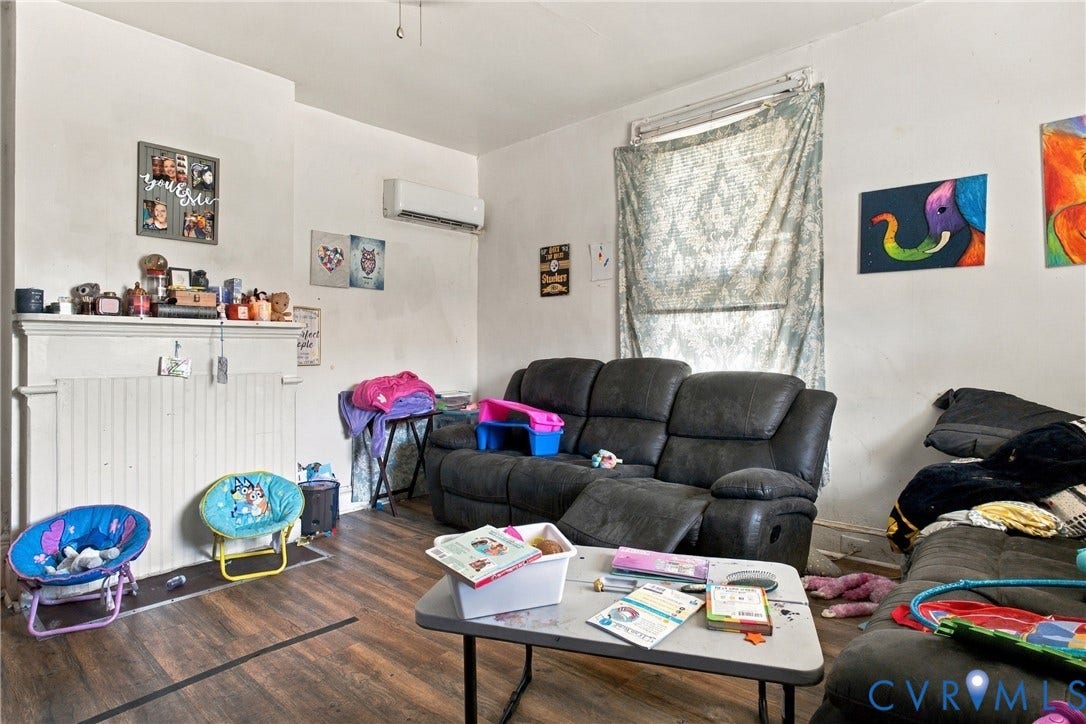1007-1009 Hinton Street, Petersburg, VA 23803 1007-1009 Hinton Street, Petersburg, VA 23803
