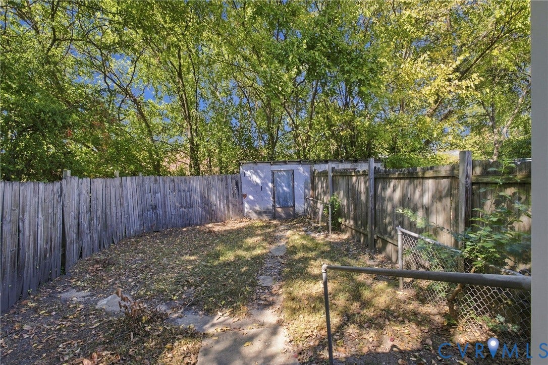 1007-1009 Hinton Street, Petersburg, VA 23803 1007-1009 Hinton Street, Petersburg, VA 23803