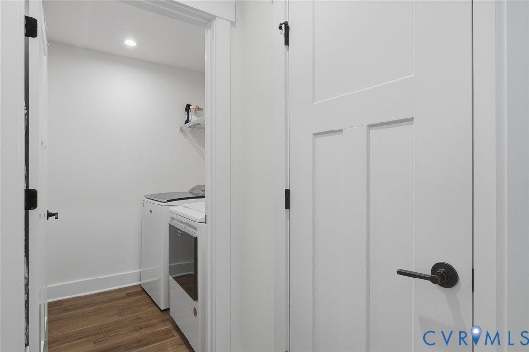 6142 Jackline Run, Watermark, Chesterfield, VA 23234 Recessed lighting, wood-finish flooring, and a built-in wire shelf