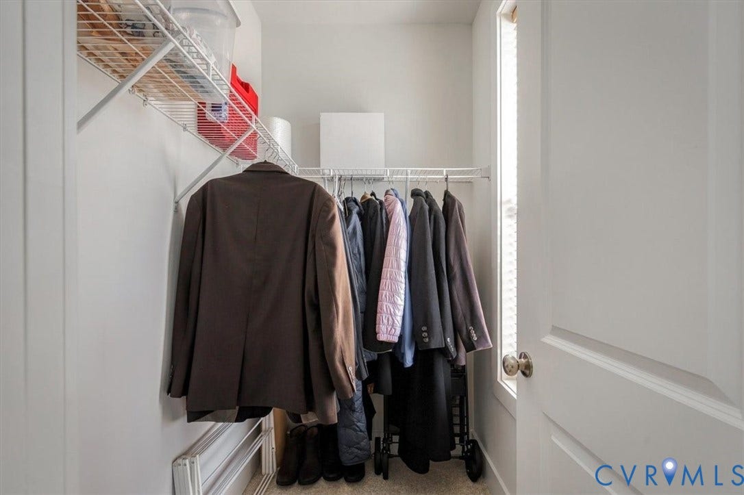 9690 Turning Point Dr, #A, 4E300, Glen Allen, VA 23059 Built-in wire shelving and hanging rods