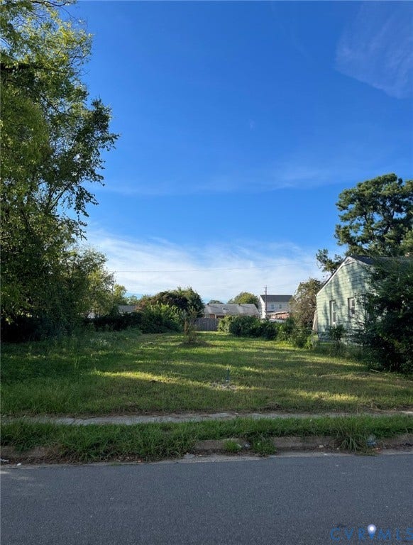 .90 Urban Lot Featuring Expansive Grass Yard perimeter trees