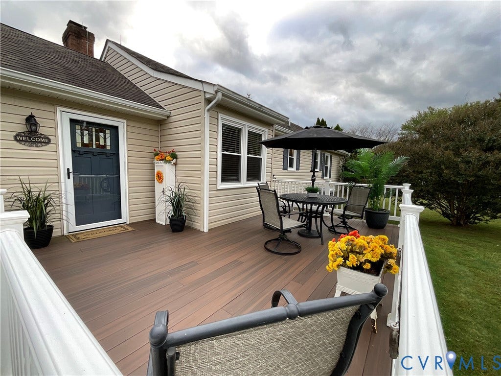 12949 Jefferson Highway, Bumpass, VA 23024 Rear deck