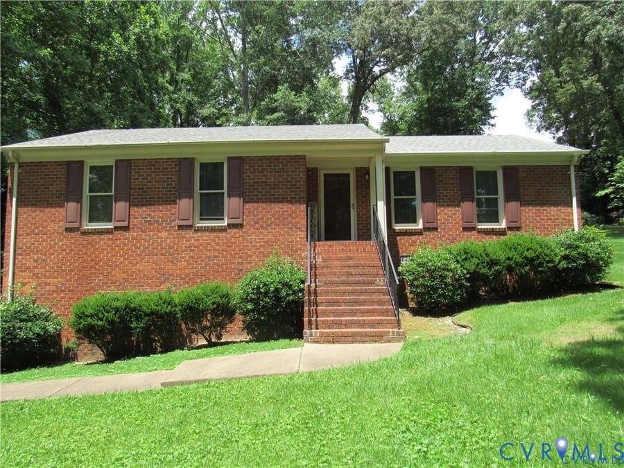 Property photo for 8506 Lyndale Drive, Chesterfield, VA