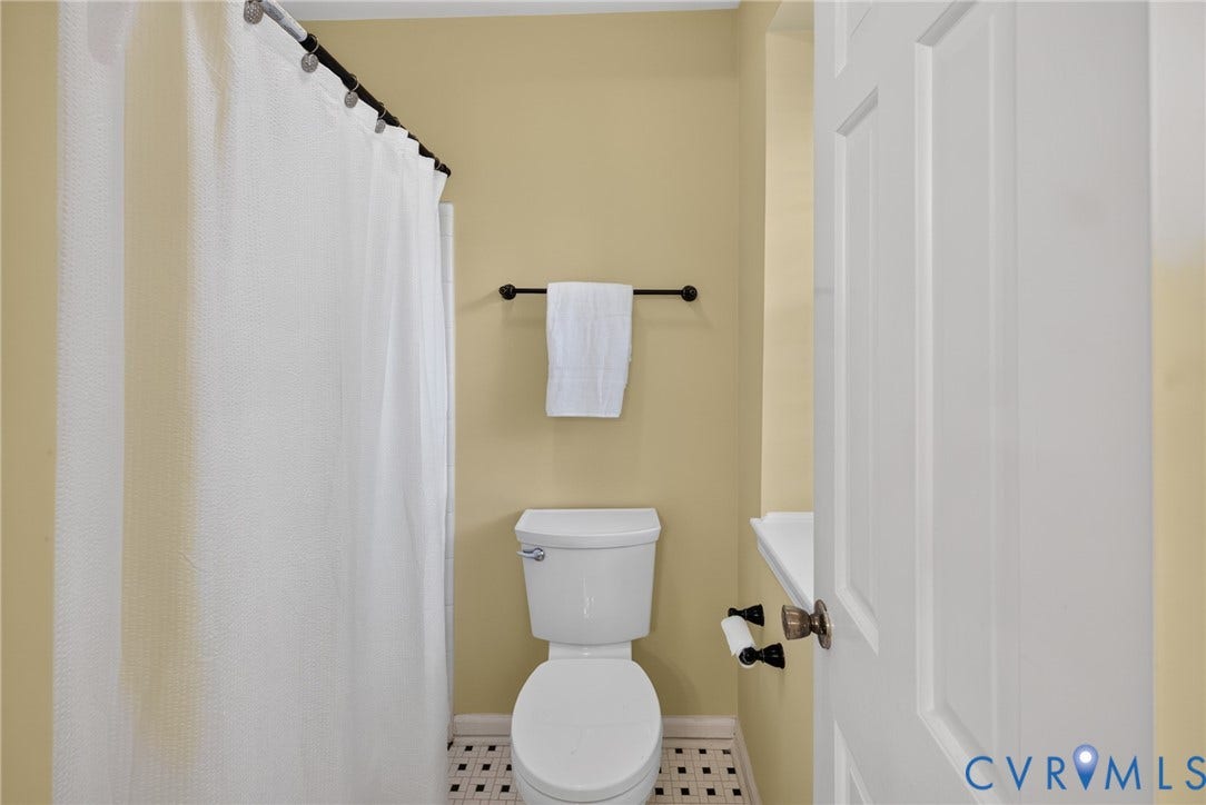 Upstairs bathroom