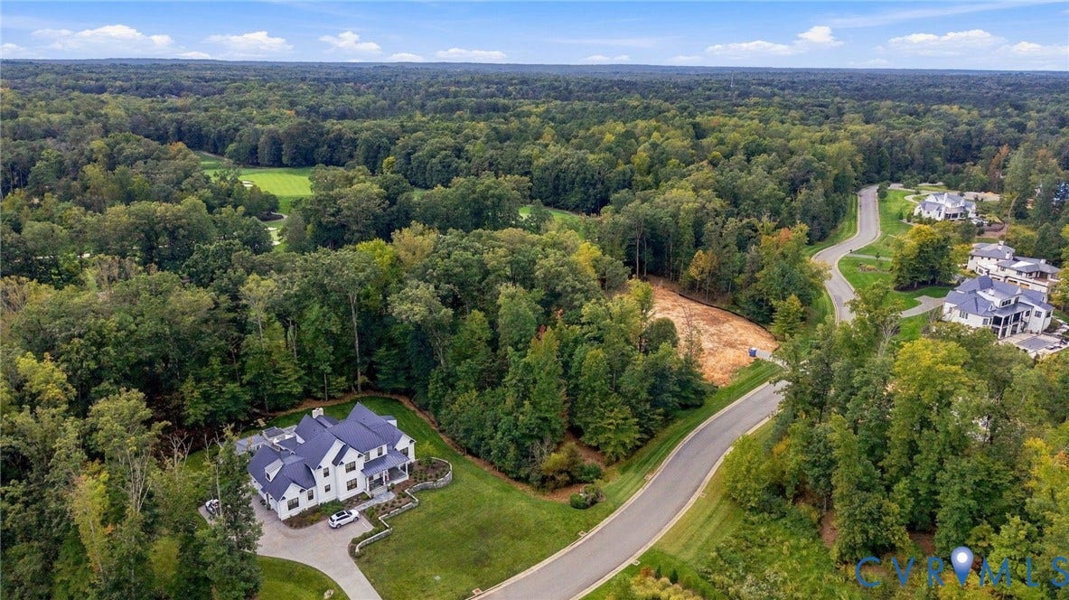 923 Kinloch Point Lane, Kinloch, Manakin Sabot, VA 23103 Expansive wooded surroundings with a winding paved road