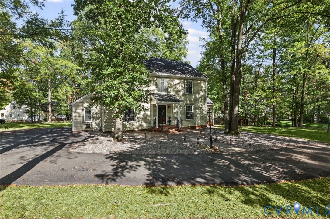 11414 Lindenshire Lane, Ridge Branch, VA 23238