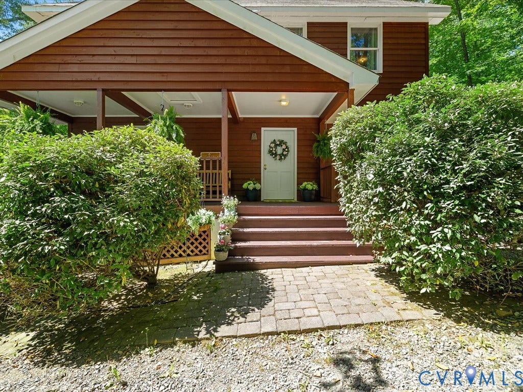 2556 Ridge Road, Powhatan, VA 23139 2556 Ridge Road, Powhatan, VA 23139
