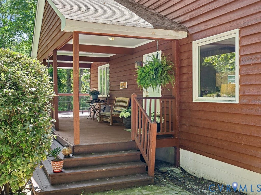 2556 Ridge Road, Powhatan, VA 23139 2556 Ridge Road, Powhatan, VA 23139