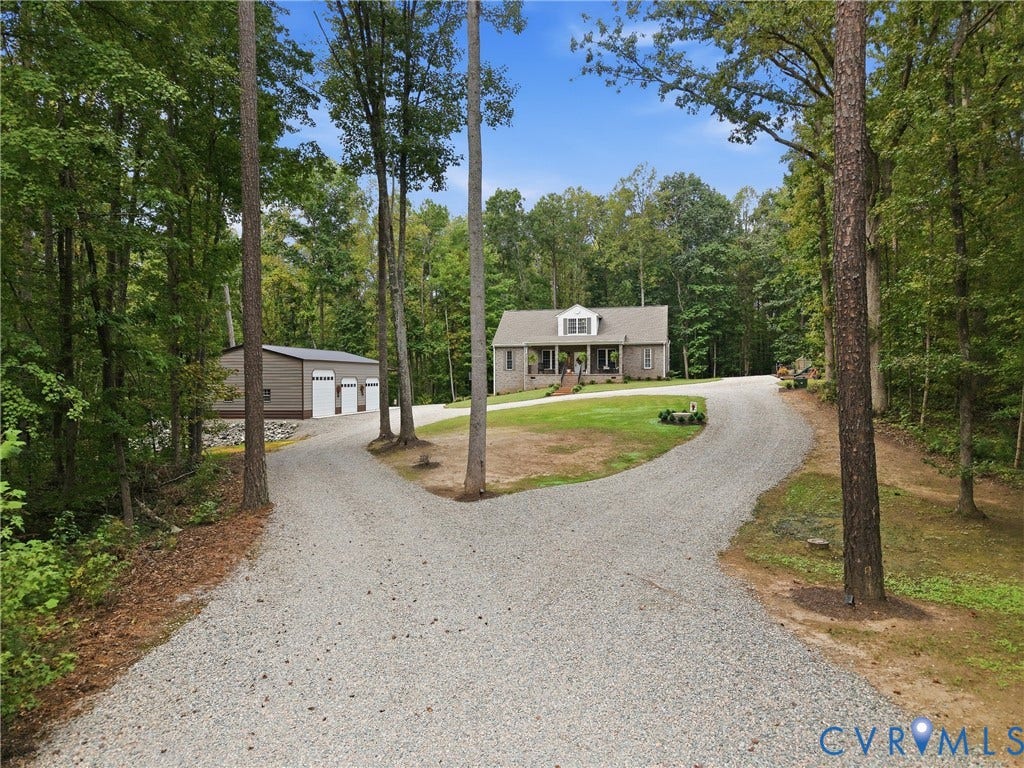 4010 Three Bridge Road, Powhatan, VA 23139 4010 Three Bridge Road, Powhatan, VA 23139