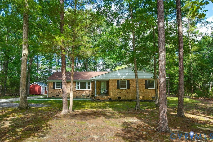 Property photo for 13430 Hensley Road, Midlothian, VA