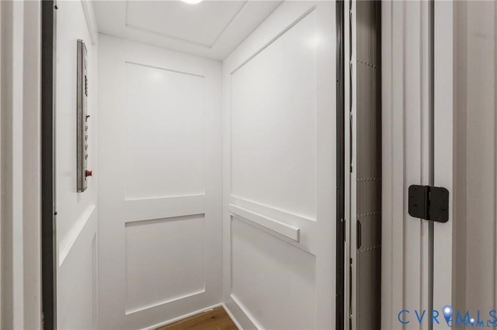 Private elevator makes moving groceries, luggage and everyday essentials between floors effortless.