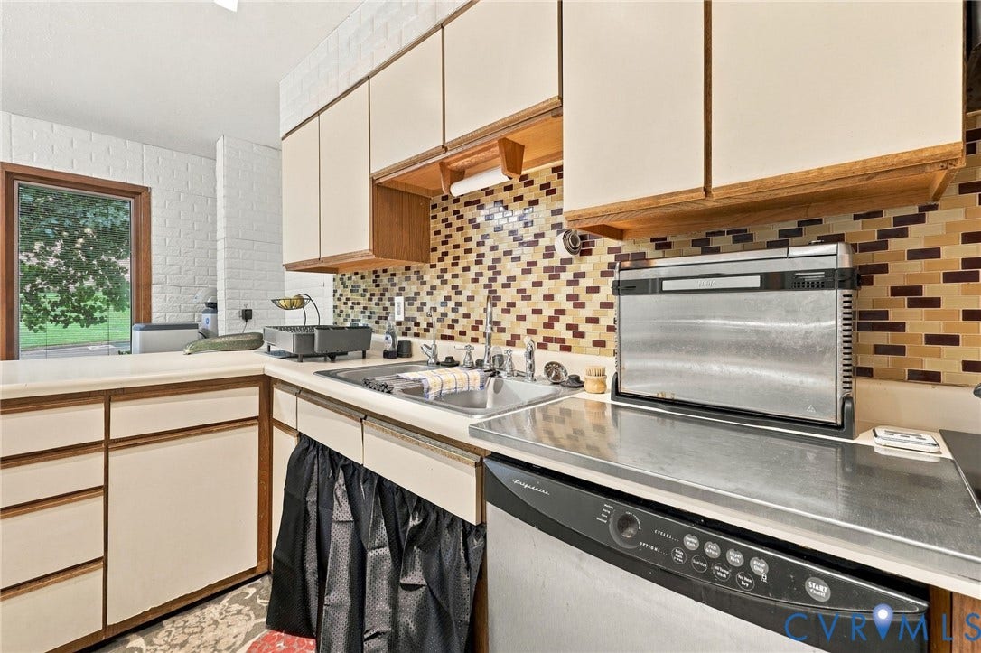 336 Southern Court, Highland Springs, VA 23075 336 Southern Court, Highland Springs, VA 23075