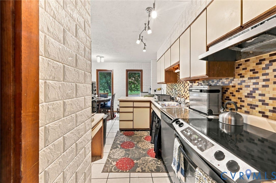 336 Southern Court, Highland Springs, VA 23075 336 Southern Court, Highland Springs, VA 23075