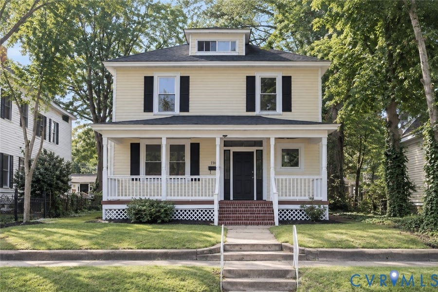 Property photo for 110 N 15th Avenue, Hopewell, VA