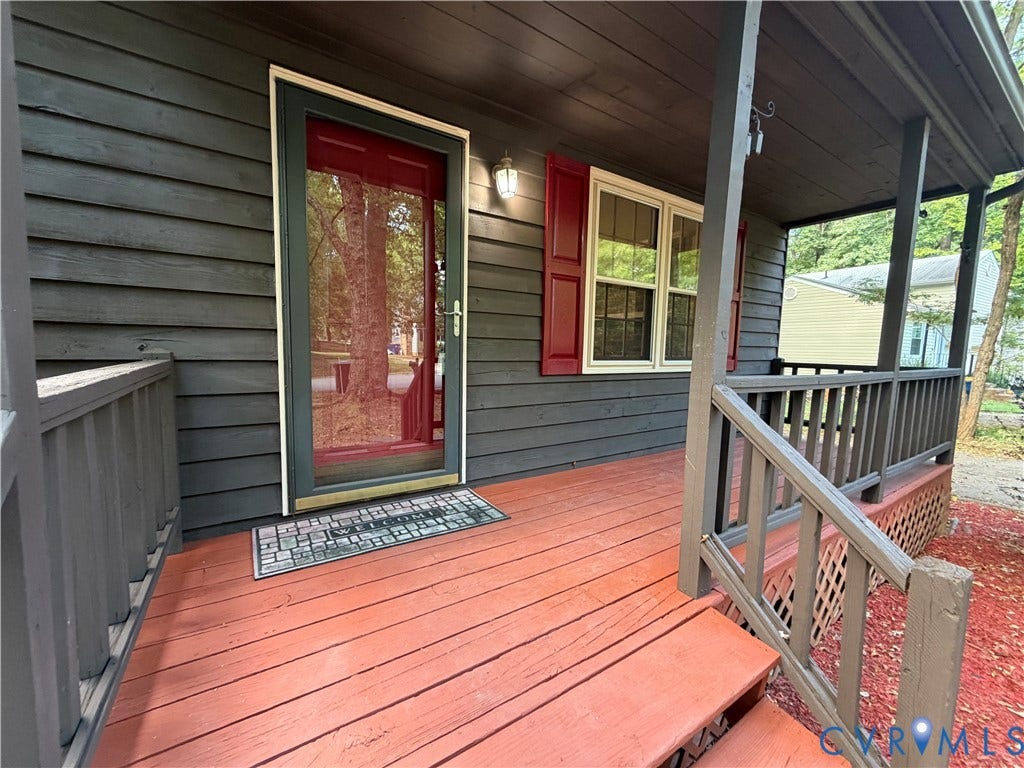 12330 Deerhurst Drive, Midlothian, VA 23113 12330 Deerhurst Drive, Midlothian, VA 23113