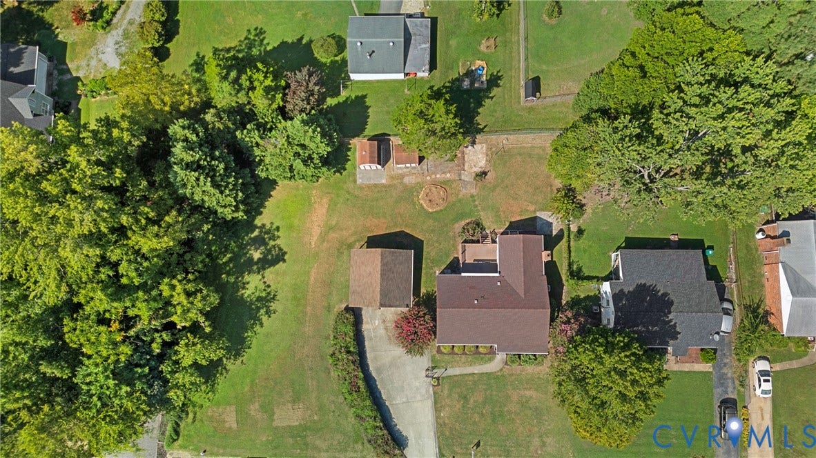 7402 Edgewood Avenue, Richmond, VA 23227 Expansive property featuring a main residence, detached garage, and additional outbuilding