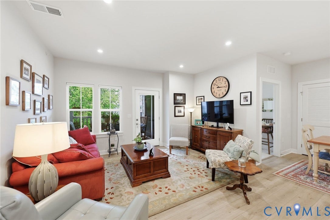 15801 Hallowell Ridge, #304, Moseley, VA 23120 Recessed lighting and wood-finish flooring