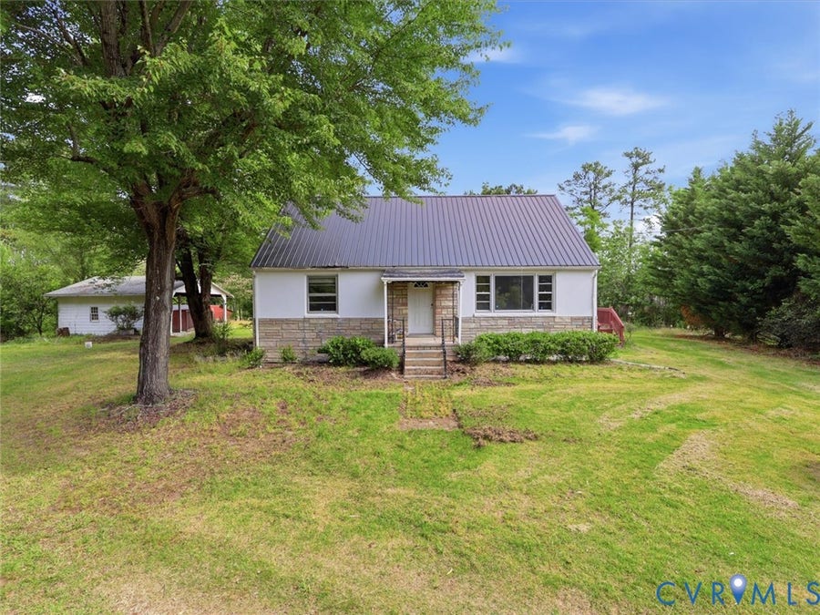 Property photo for 21600 Patrick Henry Highway, Amelia, VA