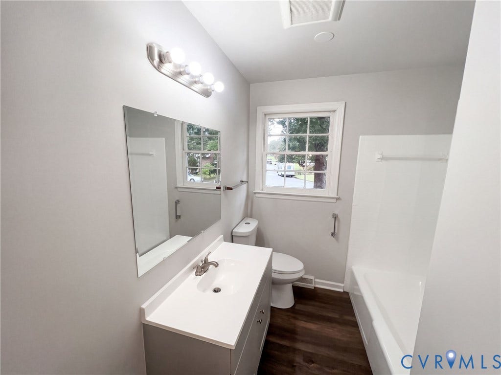 107 School Avenue, Colonial Heights, VA 23834 107 School Avenue, Colonial Heights, VA 23834