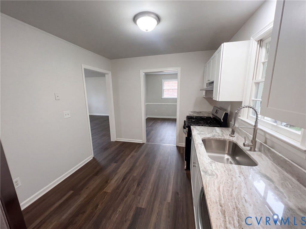 107 School Avenue, Colonial Heights, VA 23834 107 School Avenue, Colonial Heights, VA 23834