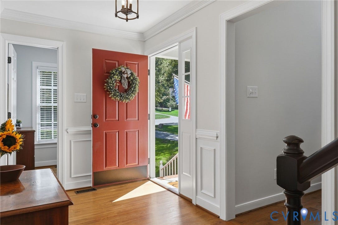 12718 Lakestone Drive, The Pointe, Midlothian, VA 23114 Hardwood floor entry, wainscot and crown moulding