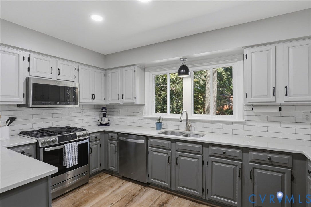 12718 Lakestone Drive, The Pointe, Midlothian, VA 23114 double stainless steel sink, appliances - gas range