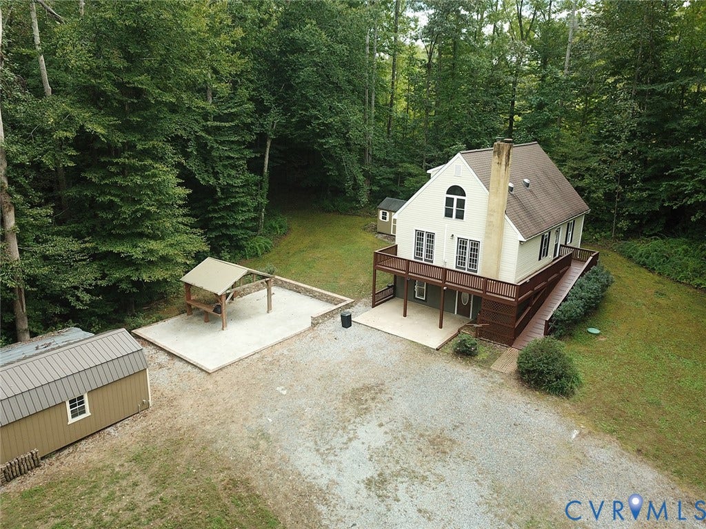 12101 Clementown Road, Amelia, VA 23002 12101 Clementown Road, Amelia, VA 23002