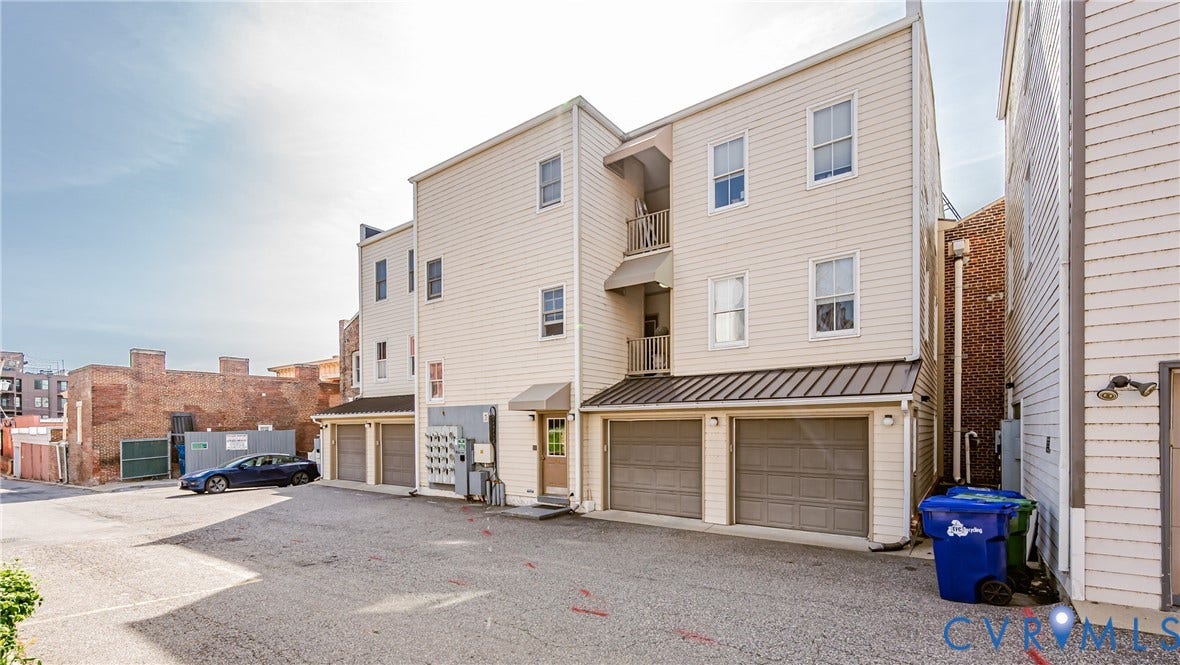 215 N 19th Street, #U42, Richmond, VA 23223 215 N 19th Street, #U42, Richmond, VA 23223