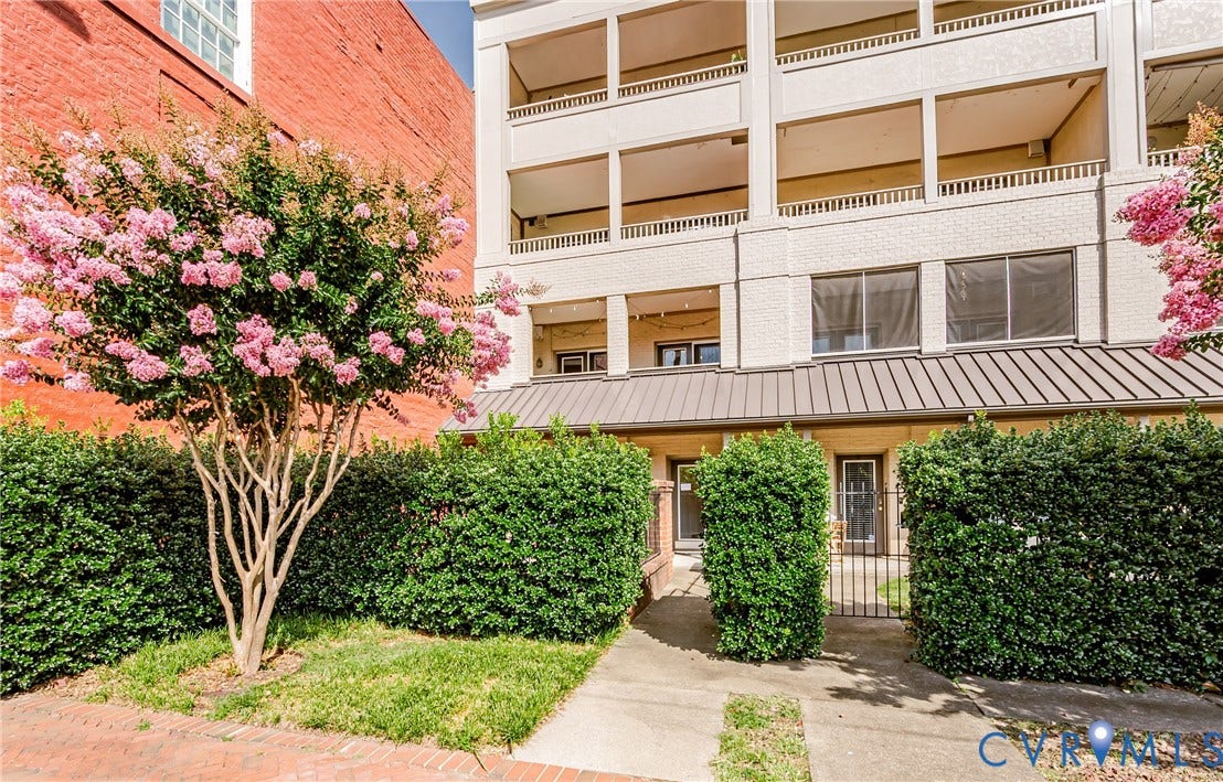215 N 19th Street, #U42, Richmond, VA 23223 215 N 19th Street, #U42, Richmond, VA 23223