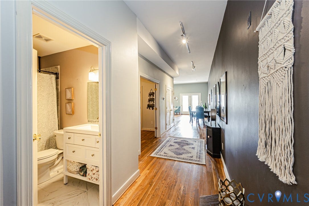 215 N 19th Street, #U42, Richmond, VA 23223 215 N 19th Street, #U42, Richmond, VA 23223