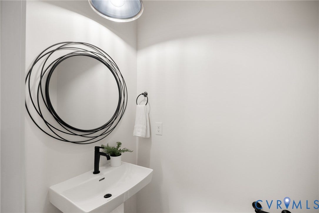 2708 Willoughton Lane, Enclave At Willow Oaks, Richmond, VA 23225 First level hall half bath