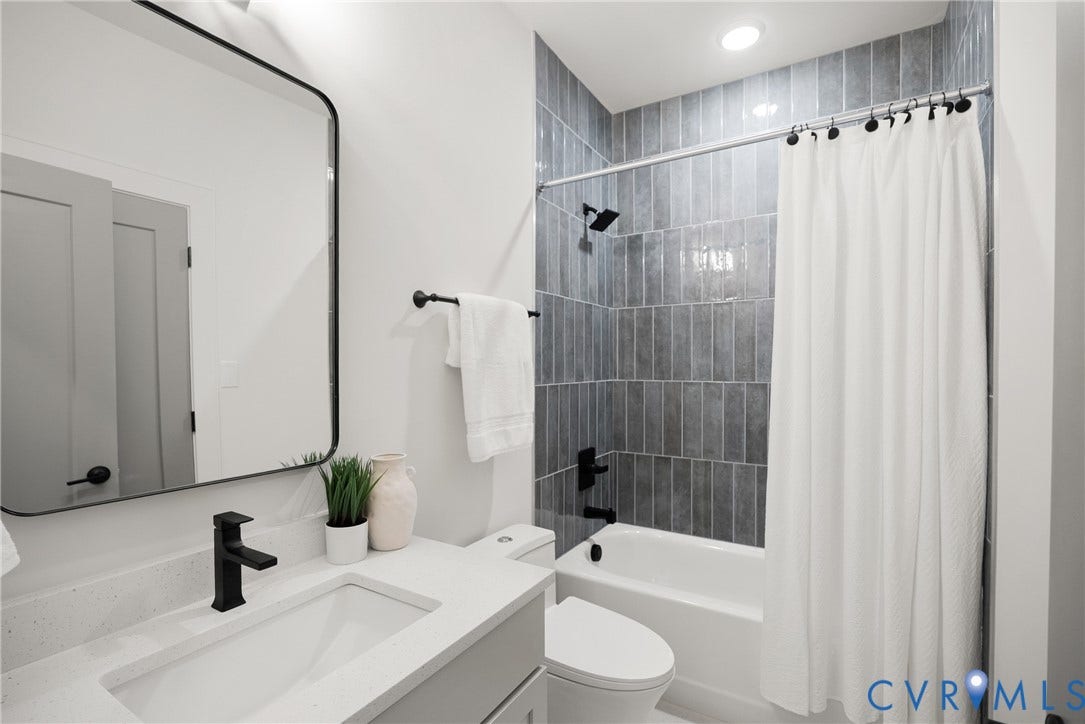 2708 Willoughton Lane, Enclave At Willow Oaks, Richmond, VA 23225 Full bathroom for Bedroom 2 with hall access
