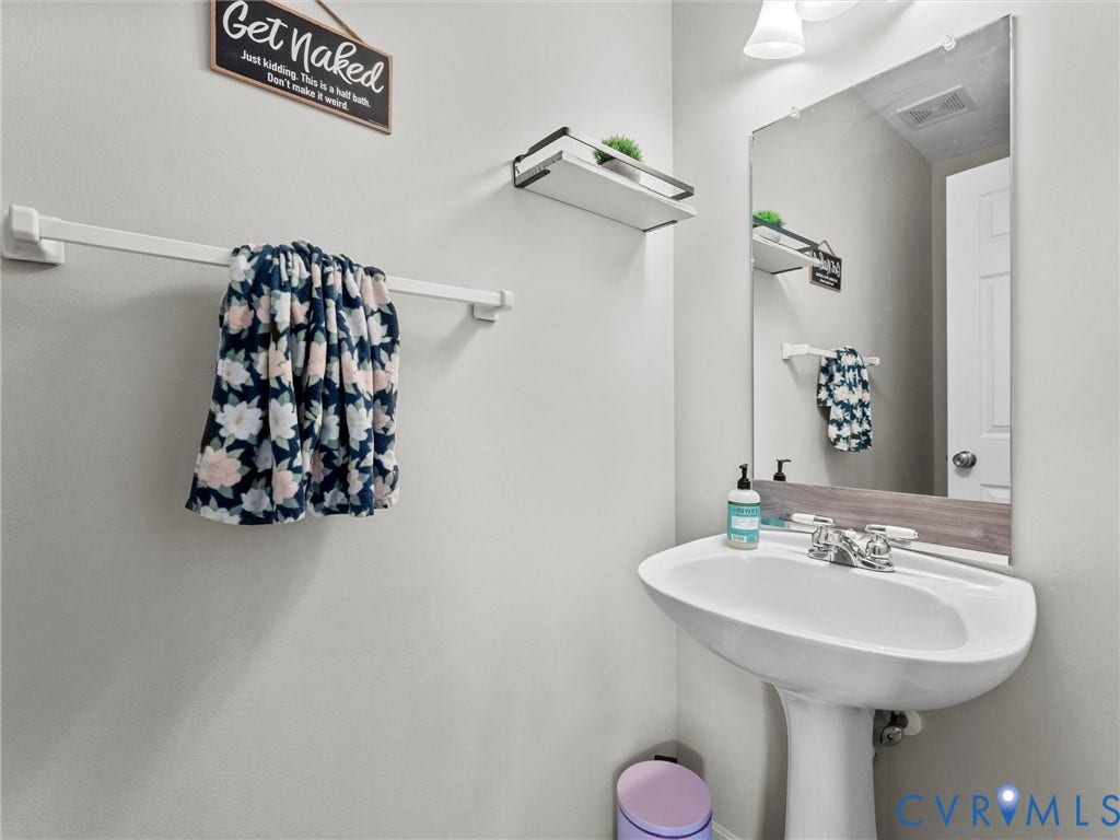 10759 Ashcake Station Place, Mechanicsville, VA 23116