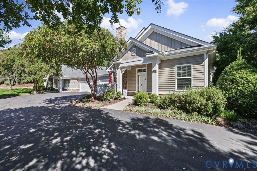 Property photo for 251 Pumpkin Place, North Chesterfield, VA