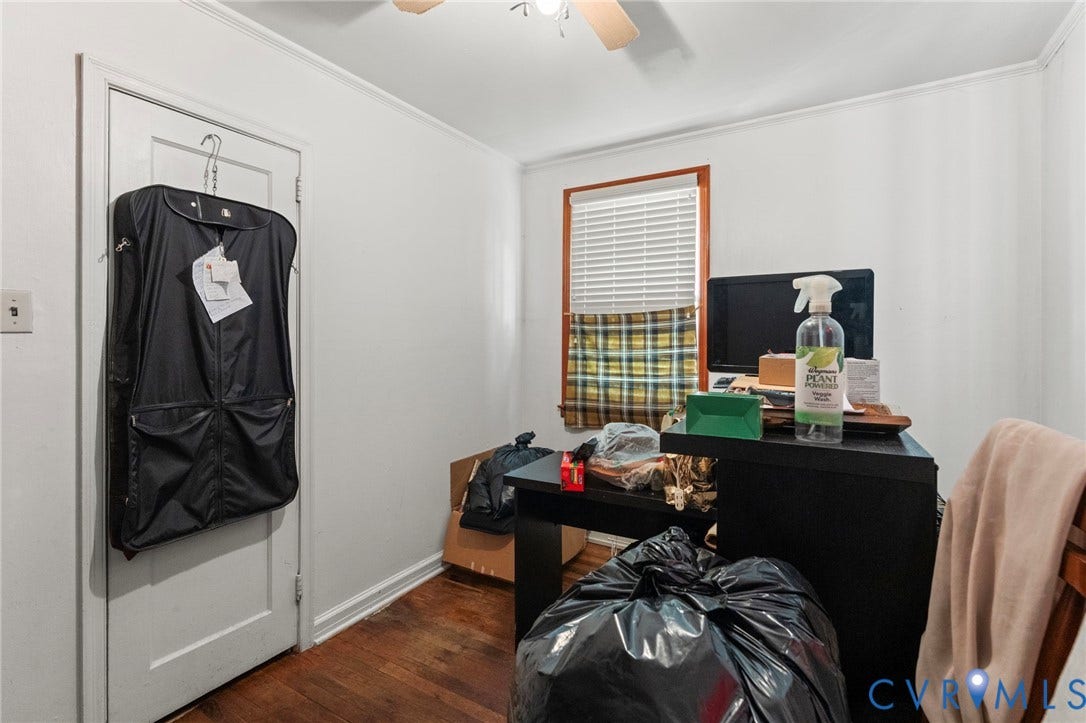 3917 Peyton Avenue, Richmond, VA 23224 Hardwood flooring, painted walls, window with blinds, ceiling fan, and white trim