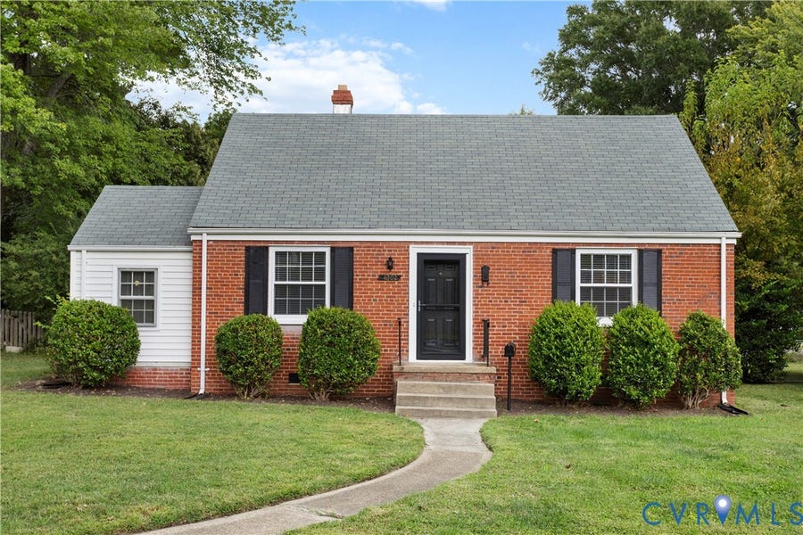 Property photo for 6302 Monument Avenue, Henrico, VA