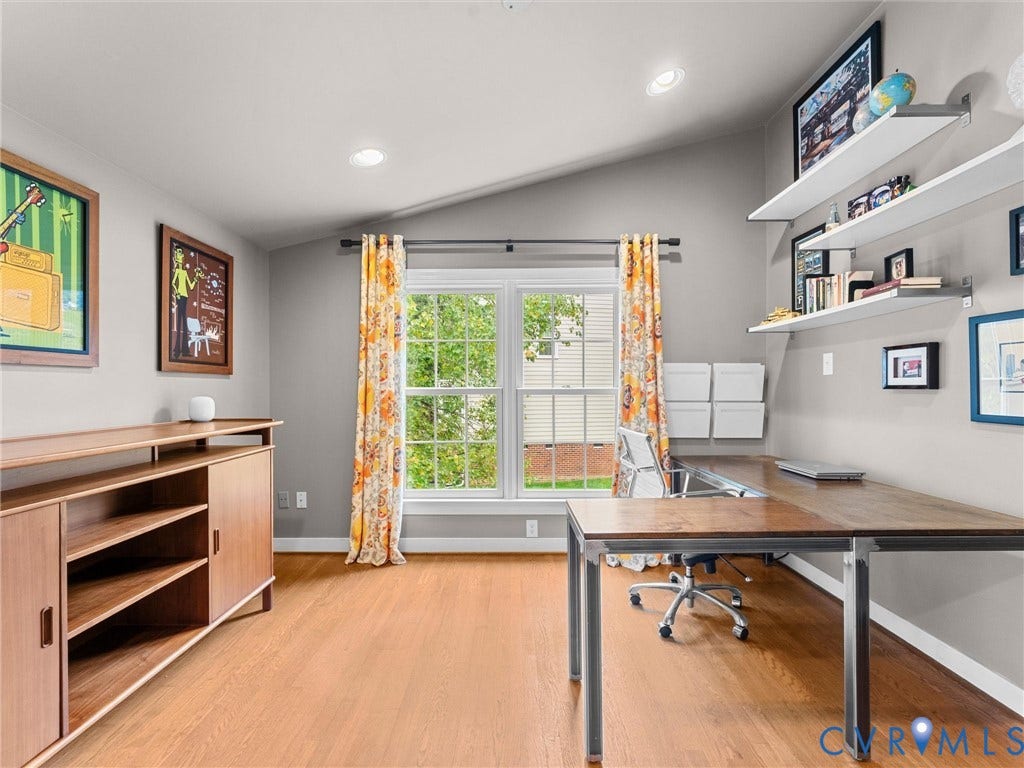 12100 English Ivy Lane, Glen Allen, VA 23059 Vaulted ceilings, wood-finish flooring, double-hung windows, and recessed lighting