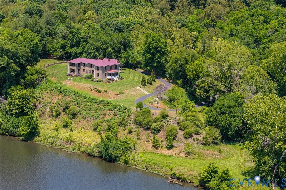 779 River Road, Madison Heights, VA 24572 779 River Road, Madison Heights, VA 24572
