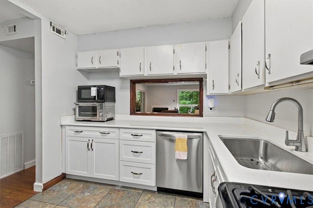 10382 Iron Mill Road, North Chesterfield, VA 23235