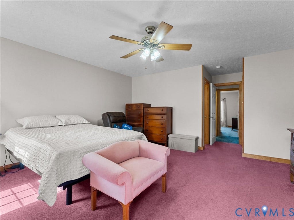 5325 Swift Hill Lane, Scandia Lake, Sandston, VA 23150 Ceiling fan light fixture
