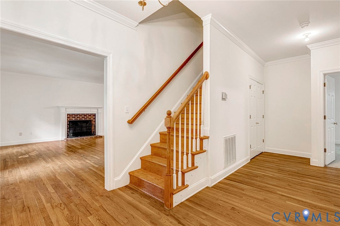 13086 Scotchtown Road, Scotchtown Area, Beaverdam, VA 23015 Staircase to second floor