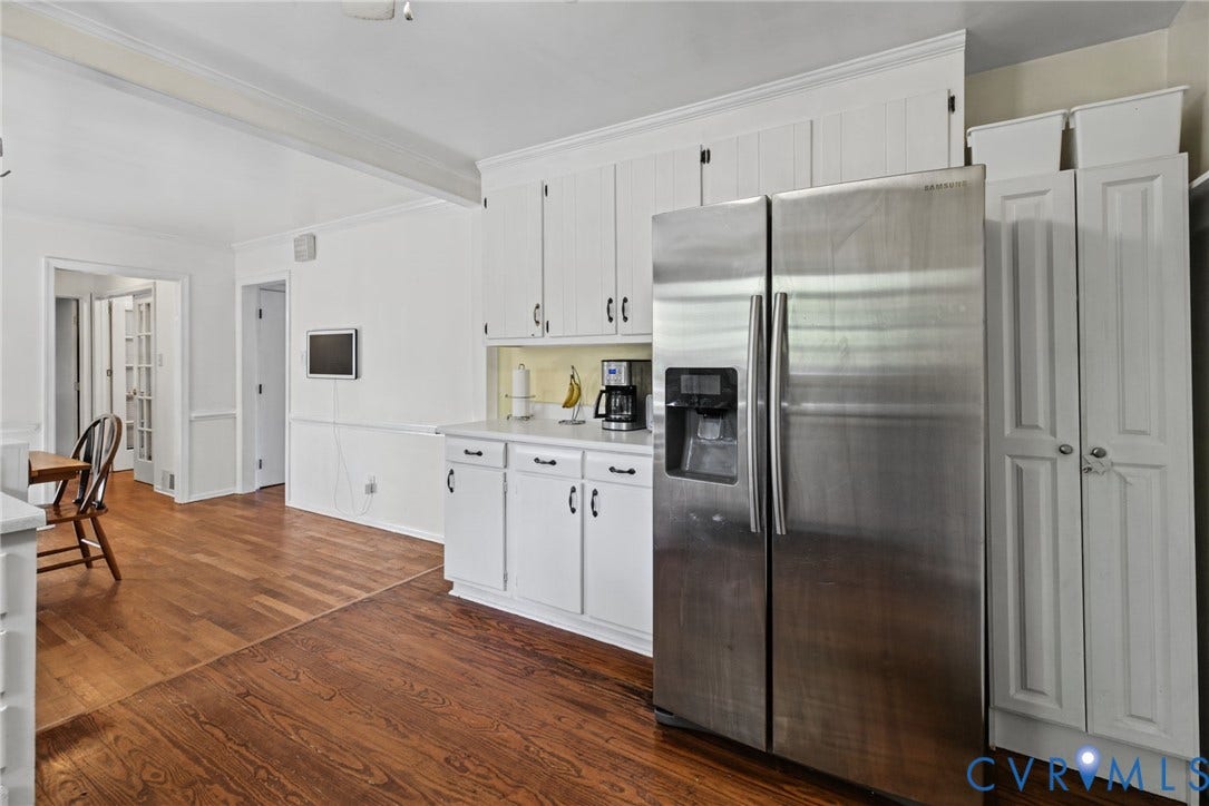 10301 Seacliff Lane, North Chesterfield, VA 23236 Open to dining area, cabinetry, stainless Fridge