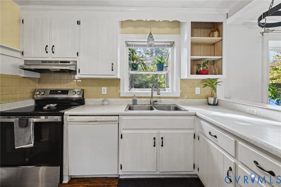 10301 Seacliff Lane, North Chesterfield, VA 23236 New Stove, White Cabinets and Open shelves!