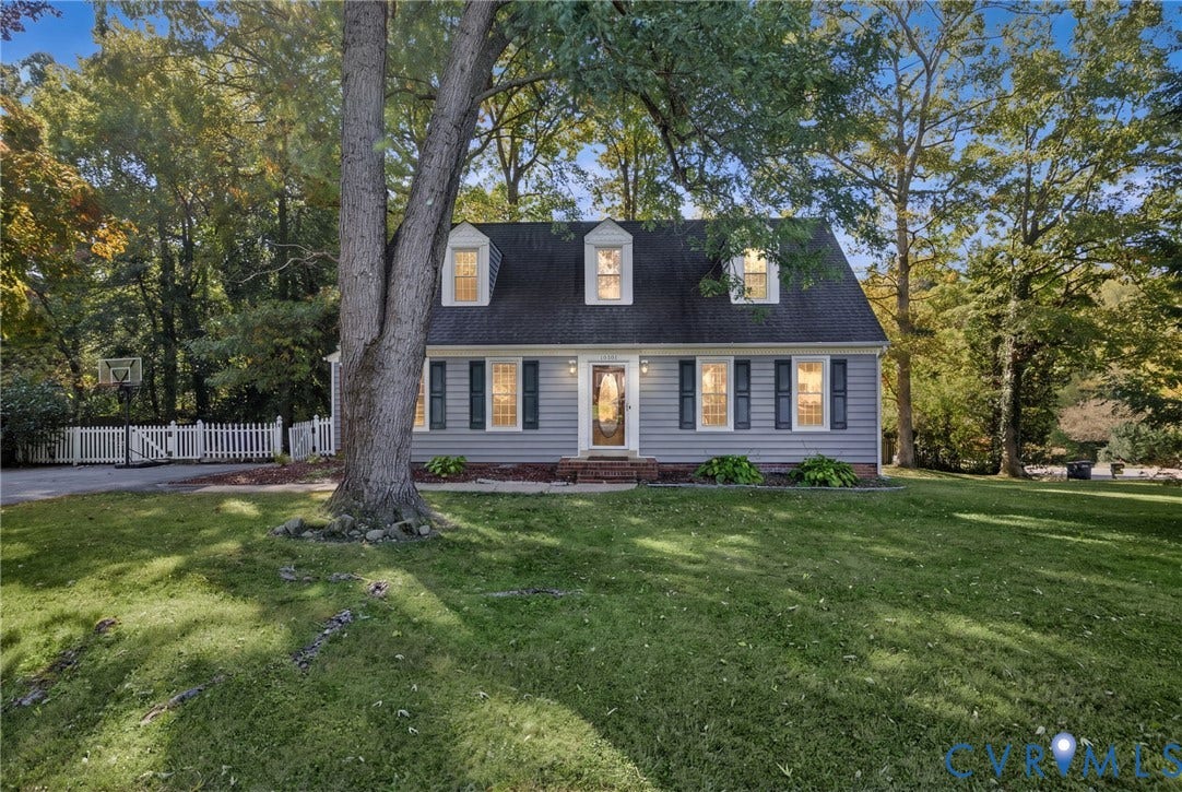10301 Seacliff Lane, North Chesterfield, VA 23236 Evening view