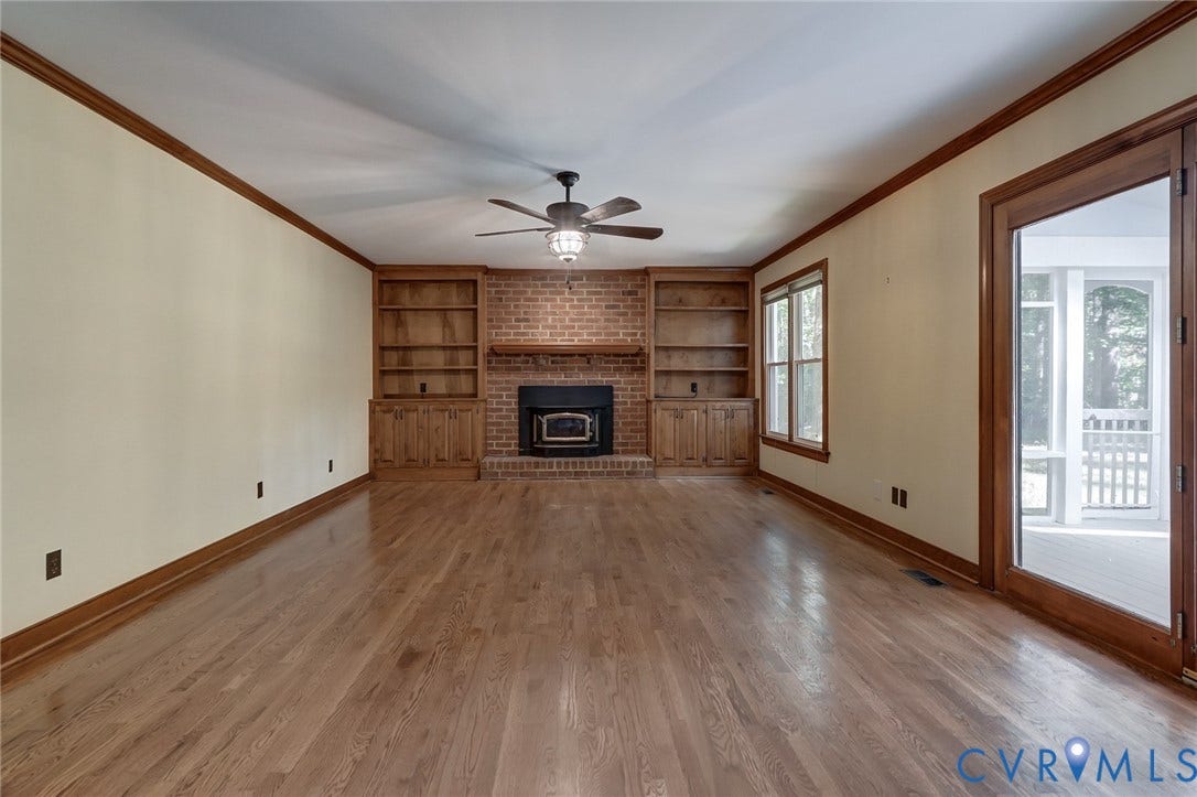 3120 McQuinn Road, Powhatan, VA 23139 Fireplace insert with lined chimney